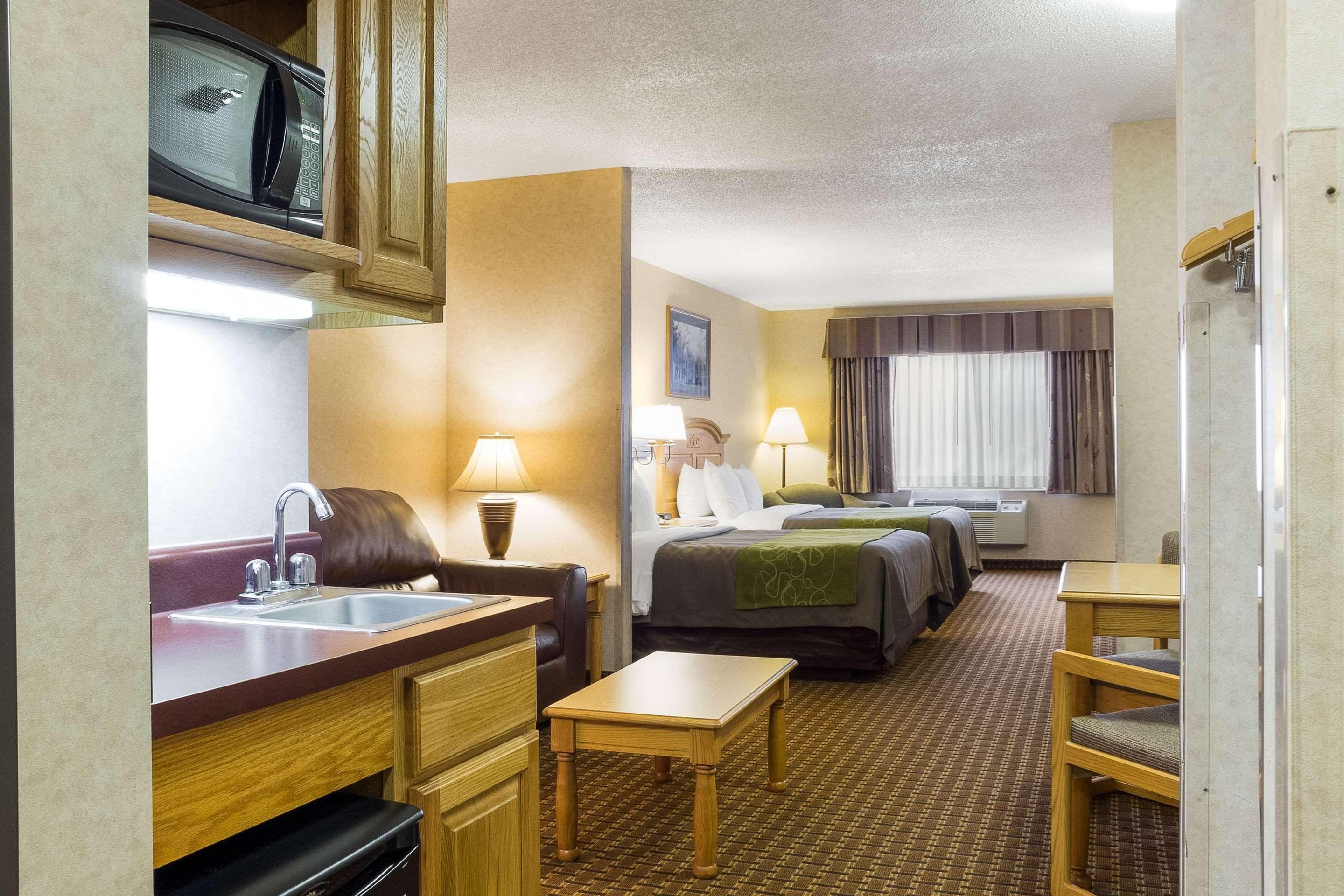 Comfort Inn & Suites Кастер Экстерьер фото