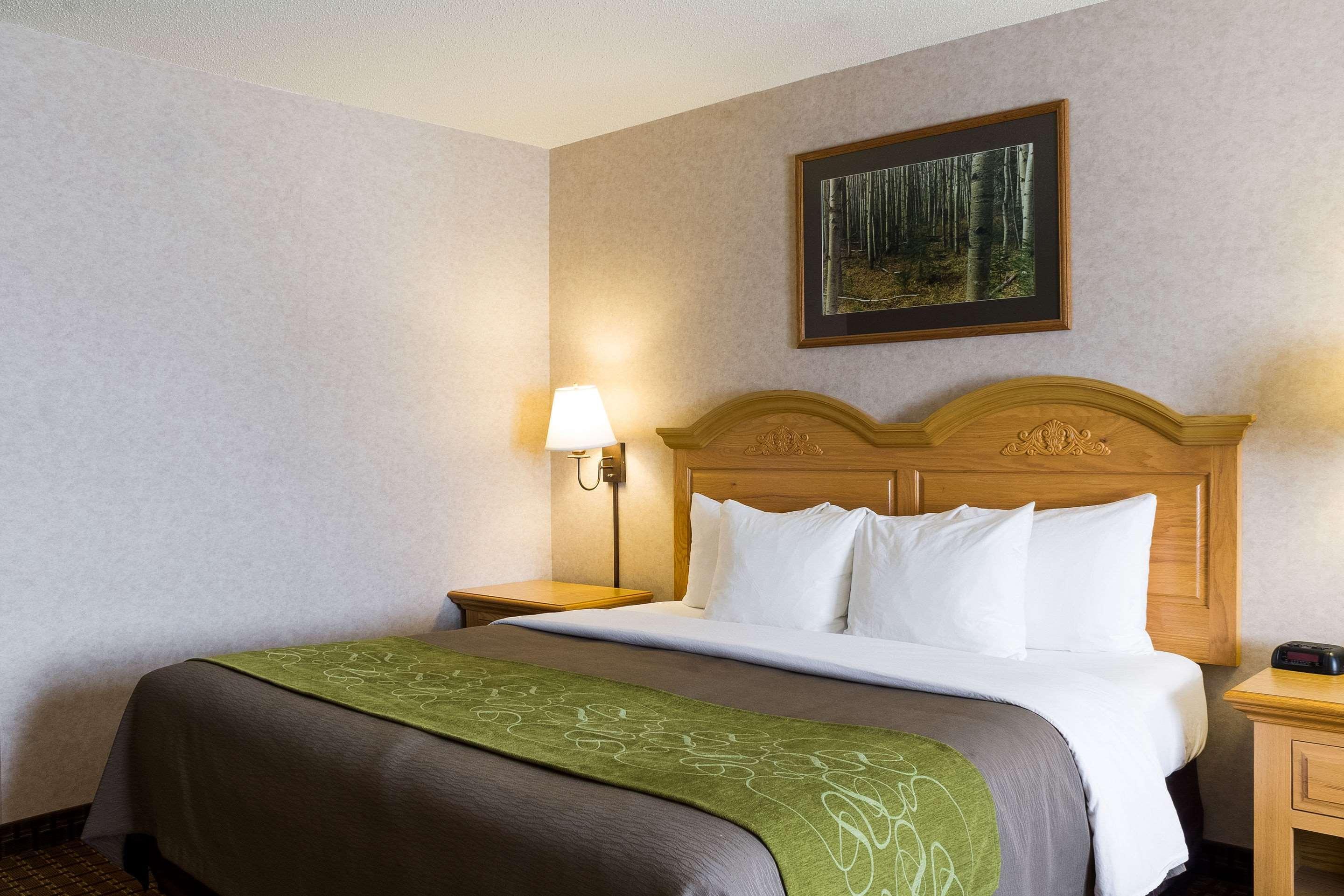 Comfort Inn & Suites Кастер Экстерьер фото