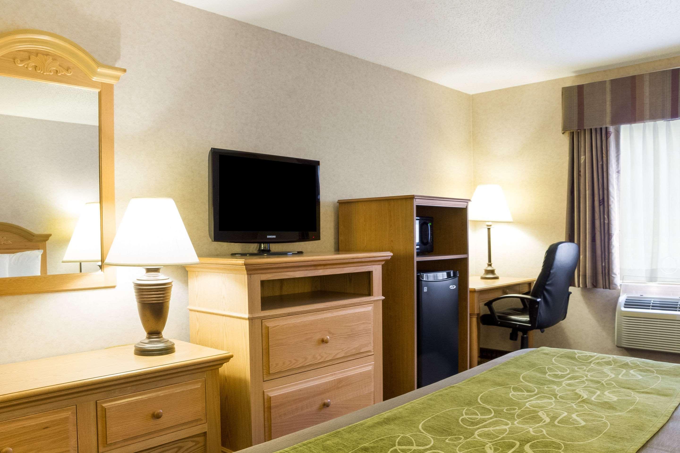 Comfort Inn & Suites Кастер Экстерьер фото