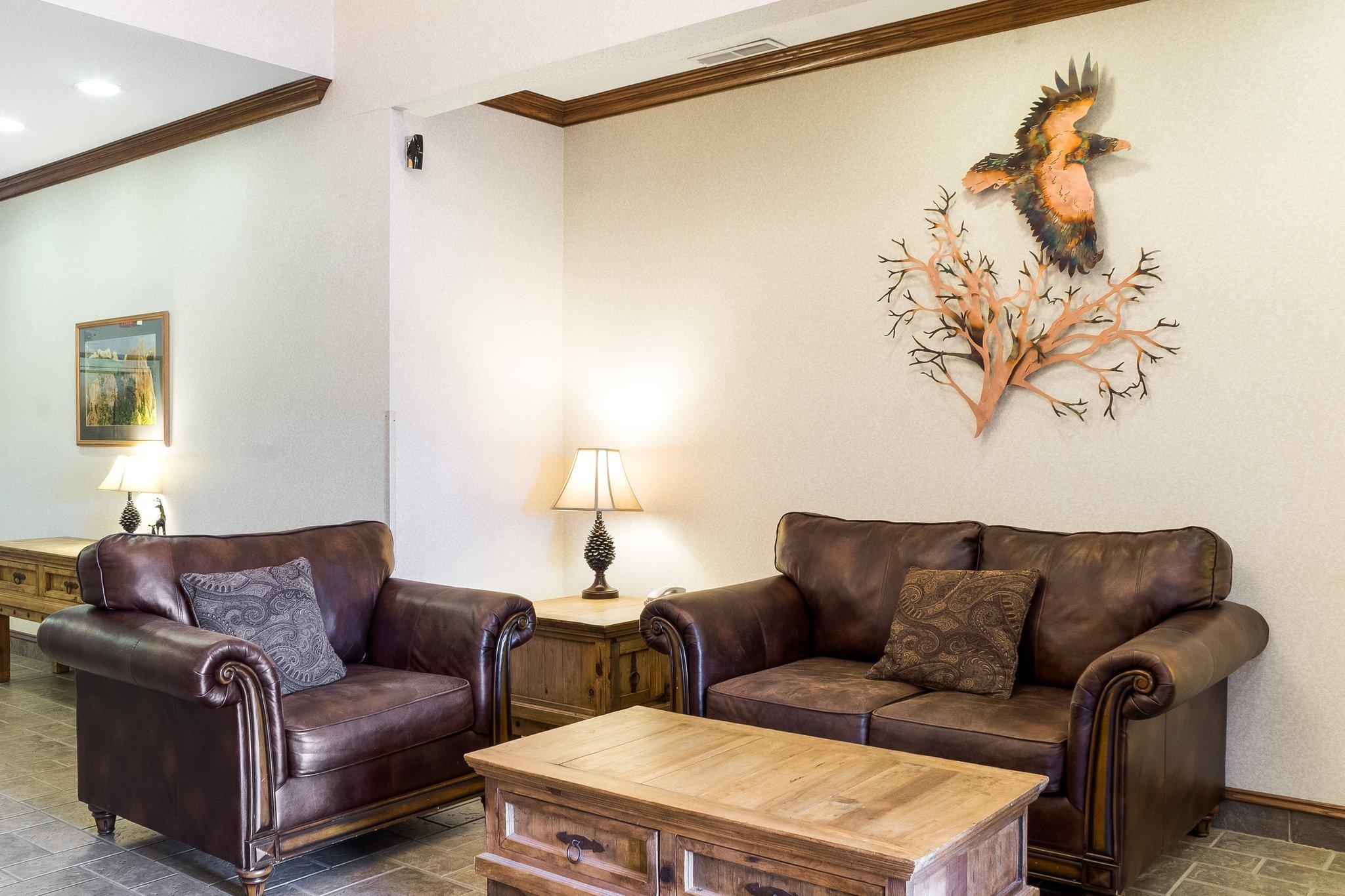 Comfort Inn & Suites Кастер Экстерьер фото