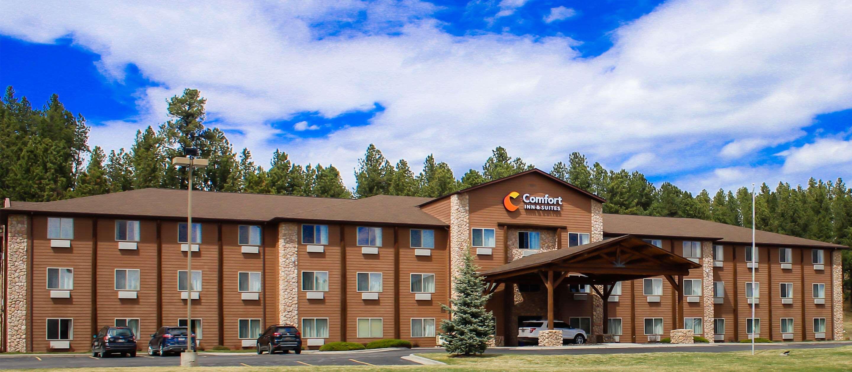 Comfort Inn & Suites Near Custer State Park And Mt Rushmore Экстерьер фото