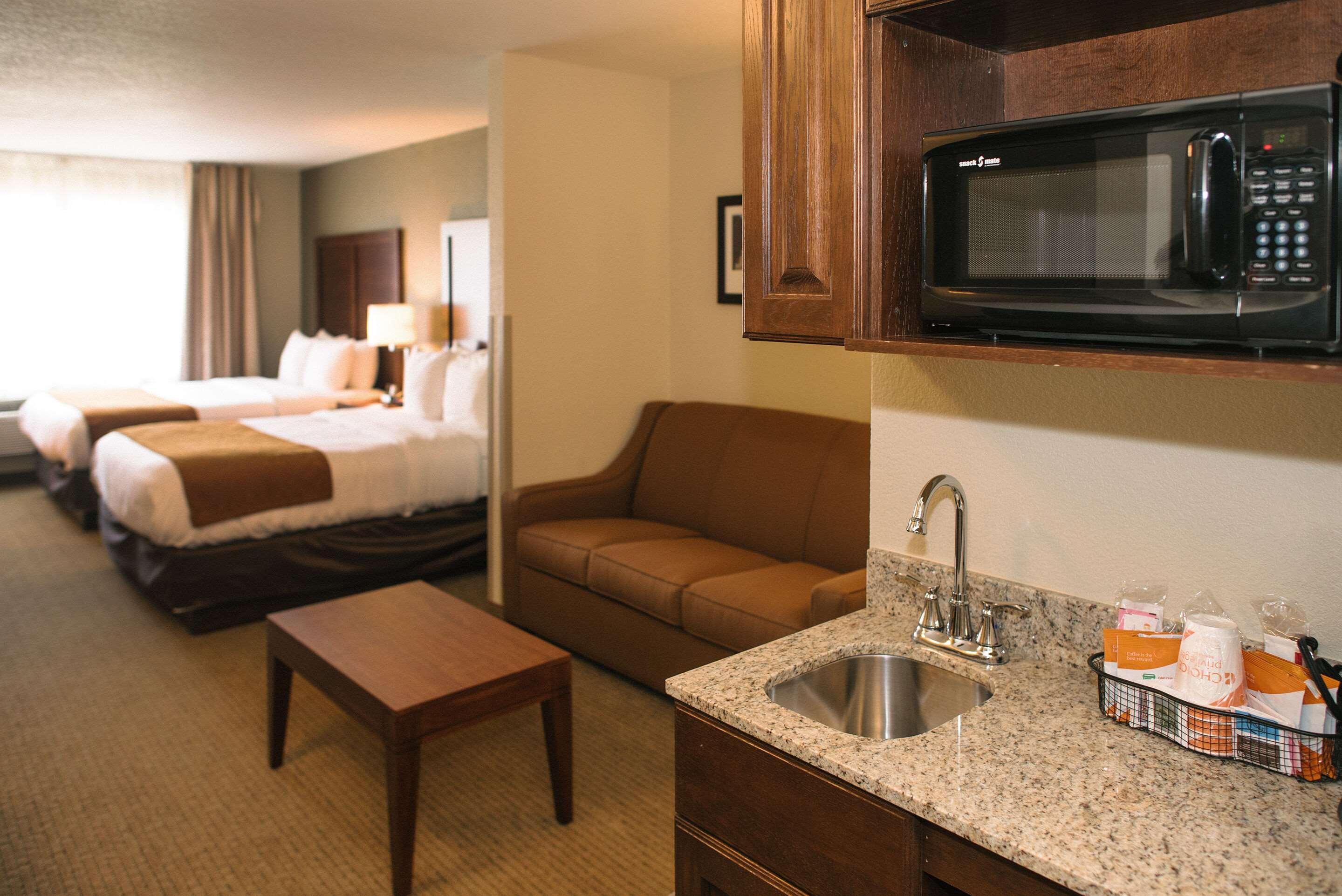 Comfort Inn & Suites Кастер Экстерьер фото